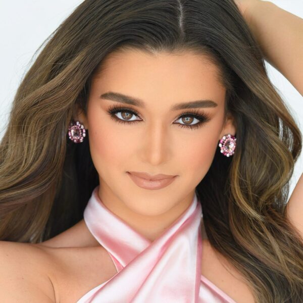 BLUEGRASS TEEN | Brook Blackburn