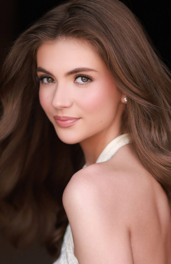 NASHVILLE TEEN | Lily Walton