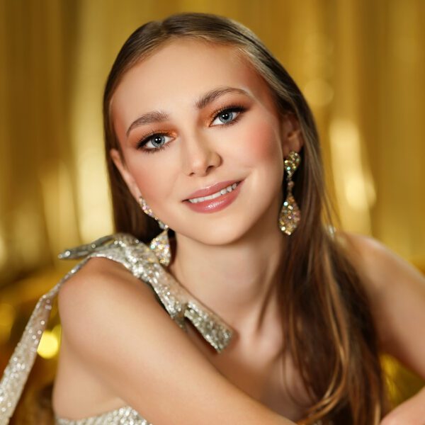 BIRMINGHAM TEEN | Ilona Somers